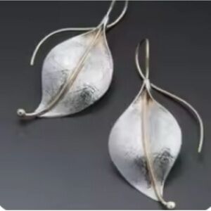 Elegant Silver Leaf Earrings